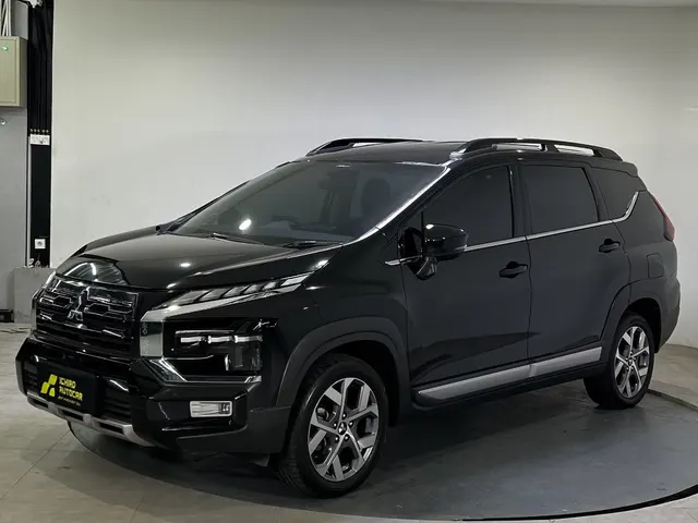 MITSUBISHI XPANDER CROSS PREMIUM PACKAGE
